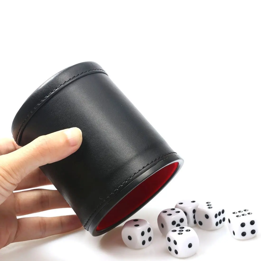 Gobelet à dés en cuir avec cou - Board Game Yahtzee avis et prix